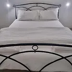 Apartamento Farolfi Galliera