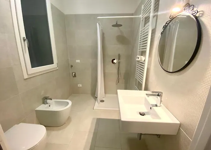 Farolfi Galliera Appartement