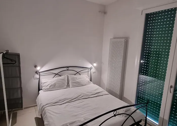 Farolfi Galliera Appartement