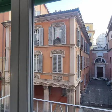 Apartamento Farolfi Galliera Bolonia