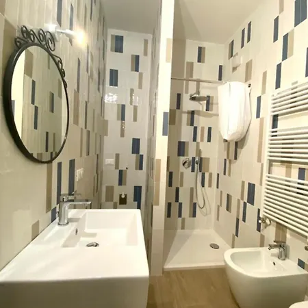 Farolfi Galliera Апартаменты Болонья